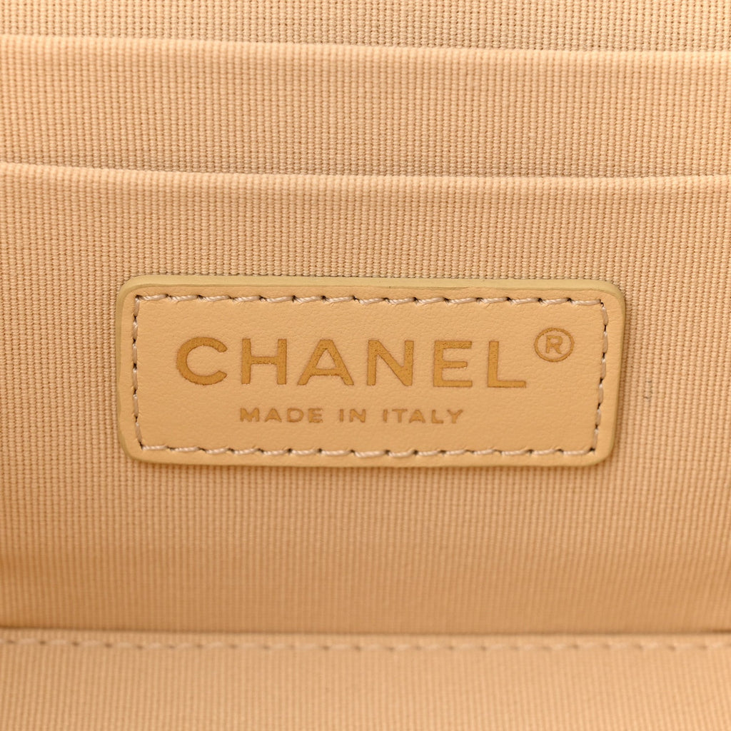 Calfskin Quilted Small Vanity Case With Chain White