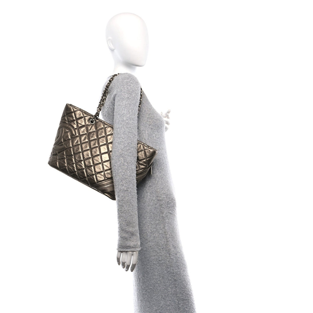 Metallic Aged Calfskin Quilted Large Cotton Club Tote Bronze