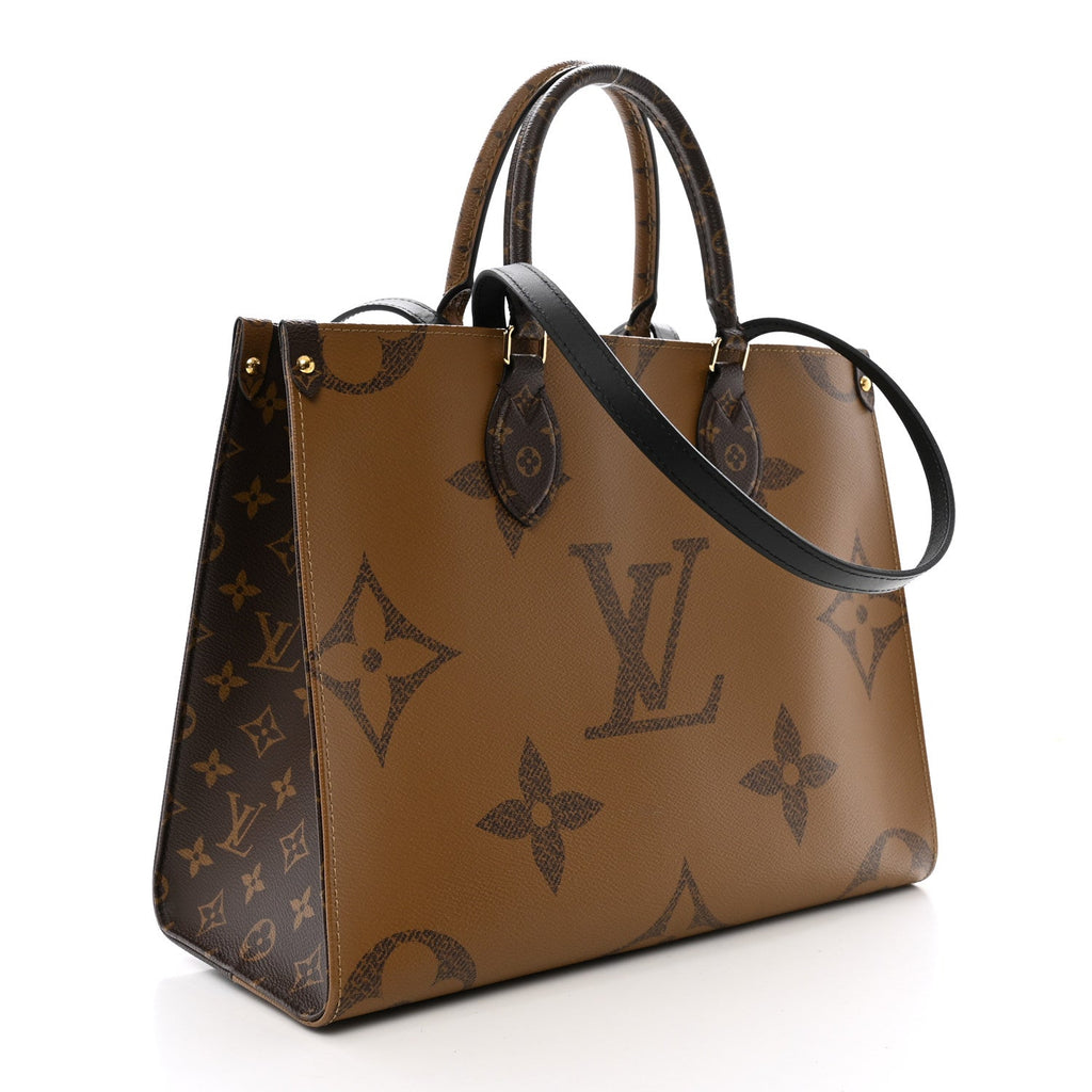 Reverse Monogram Giant Onthego MM