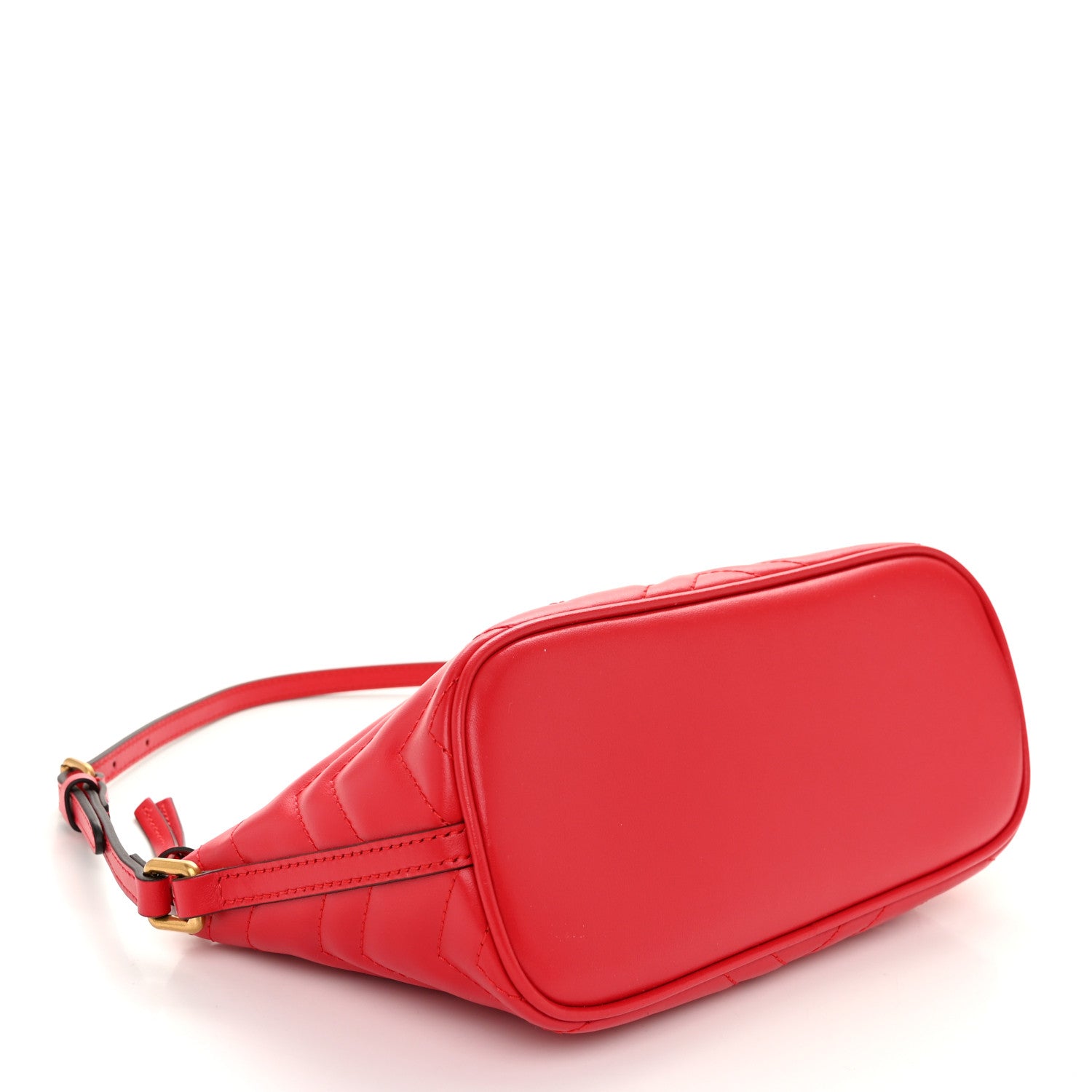 Calfskin Matelasse Chevron GG Marmont Sling Shoulder Bag Rosso