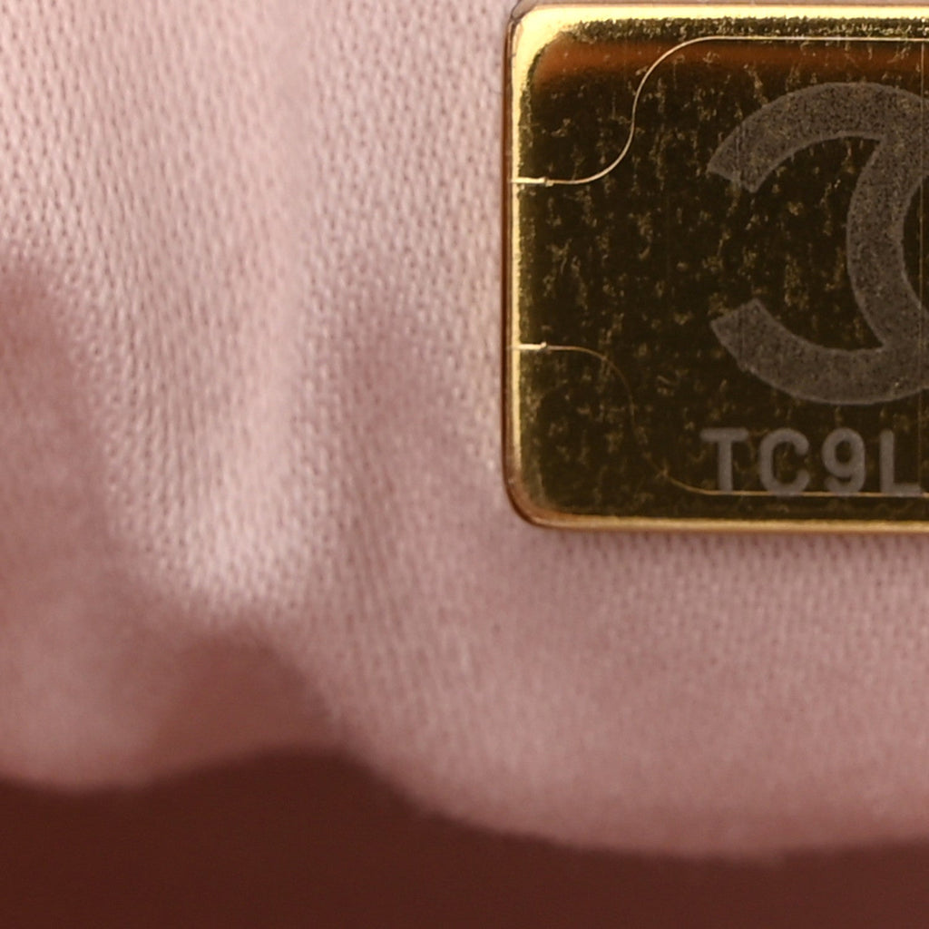 Caviar Quilted Small Chanel 25 Handbag Light Pink