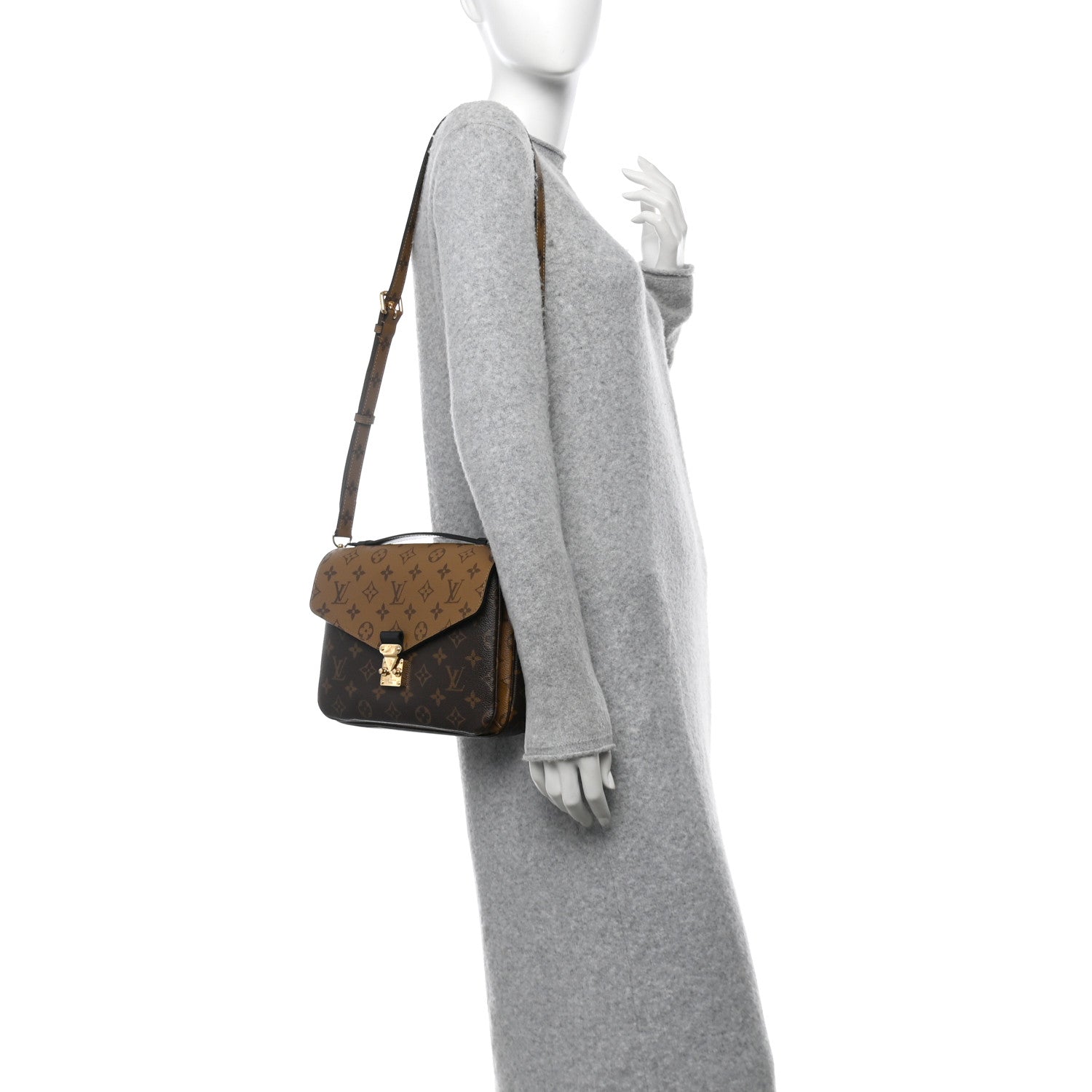 Reverse Monogram Pochette Metis