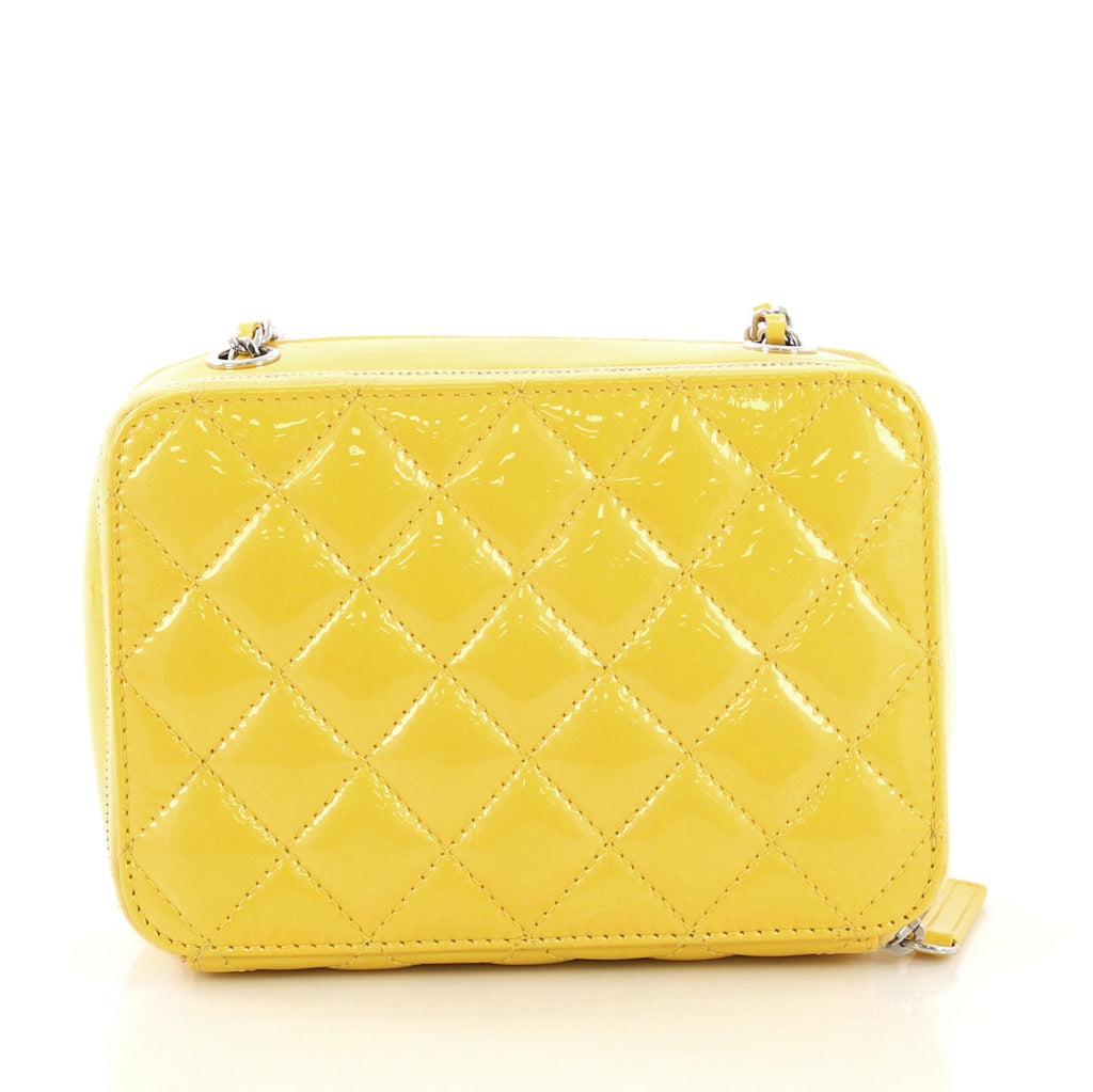 Pocket Box Camera Case Quilted Patent Mini