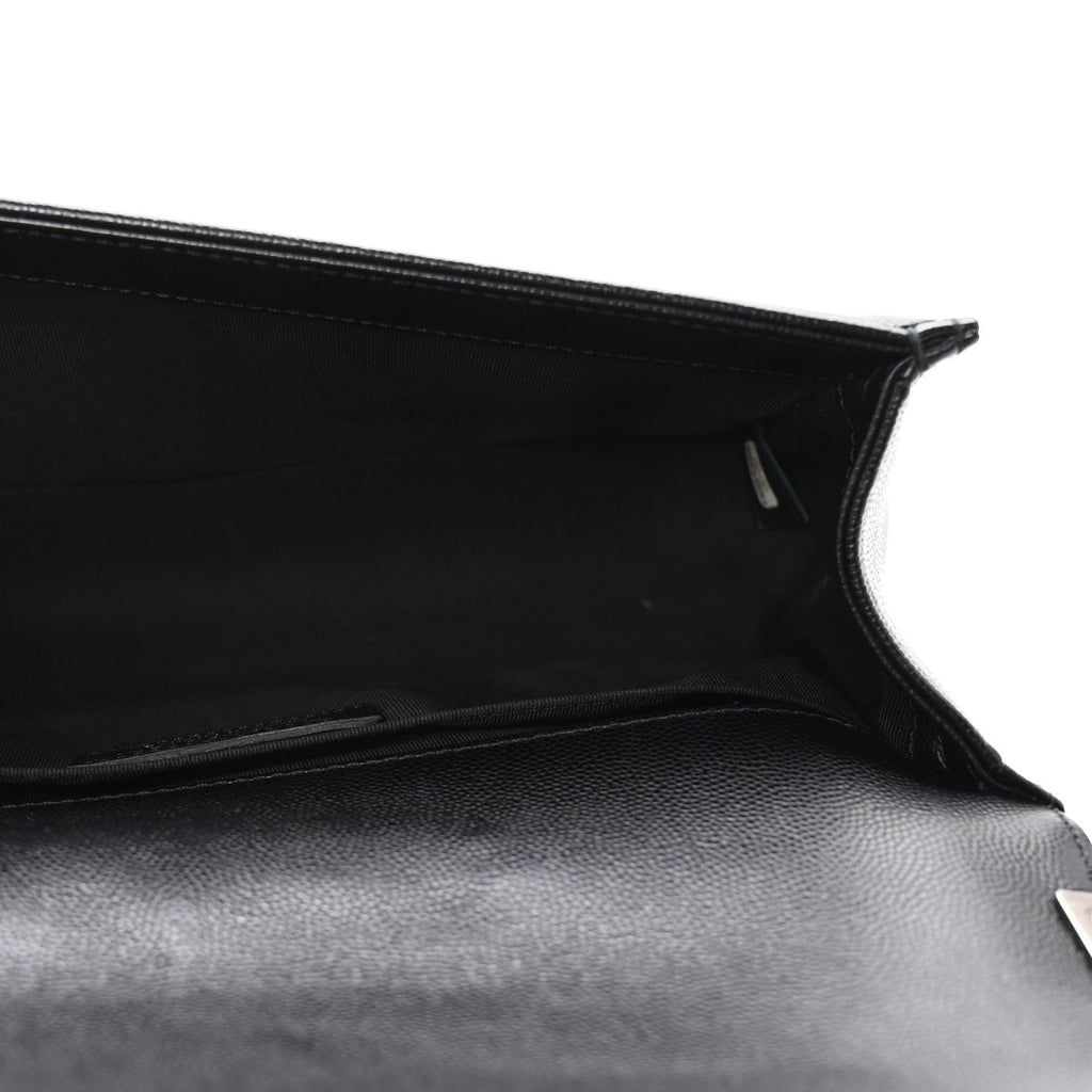 Caviar Quilted Medium Boy Flap Black