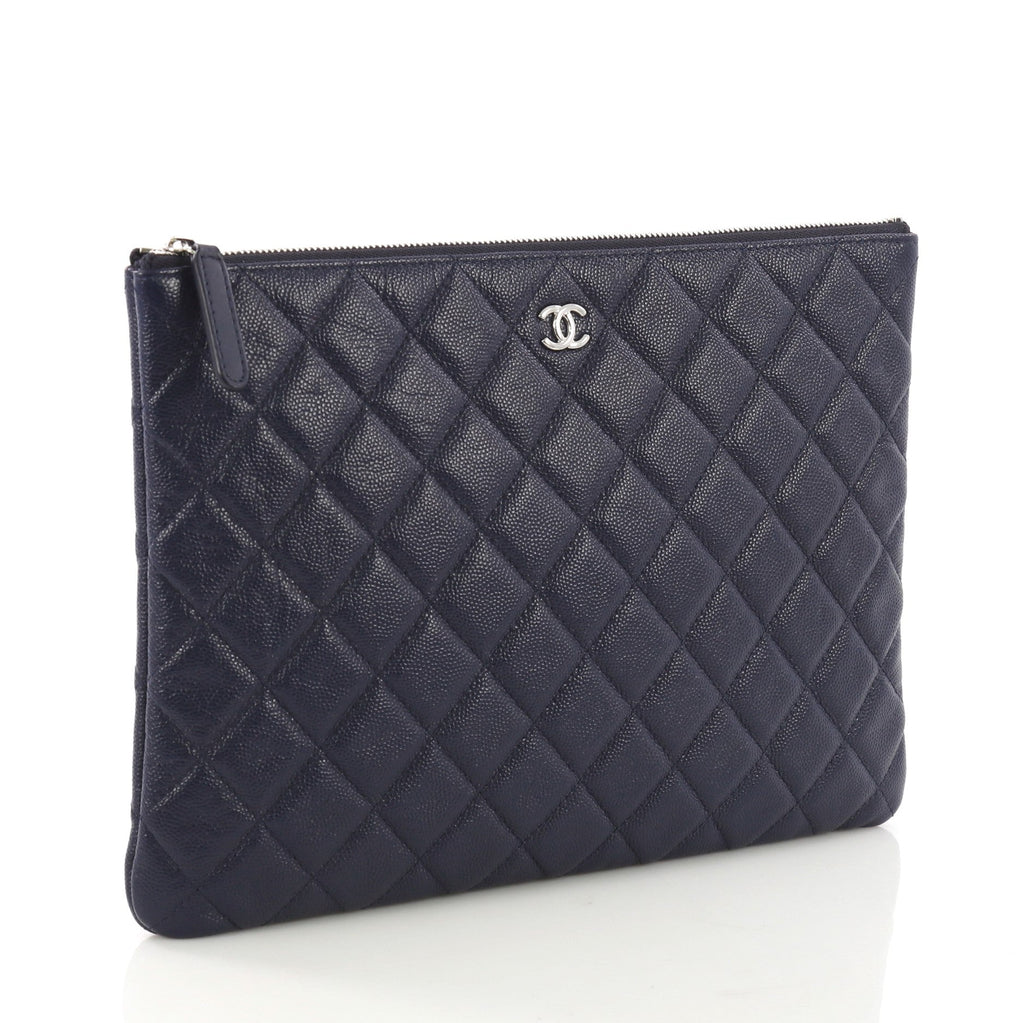 O Case Clutch Quilted Caviar Medium