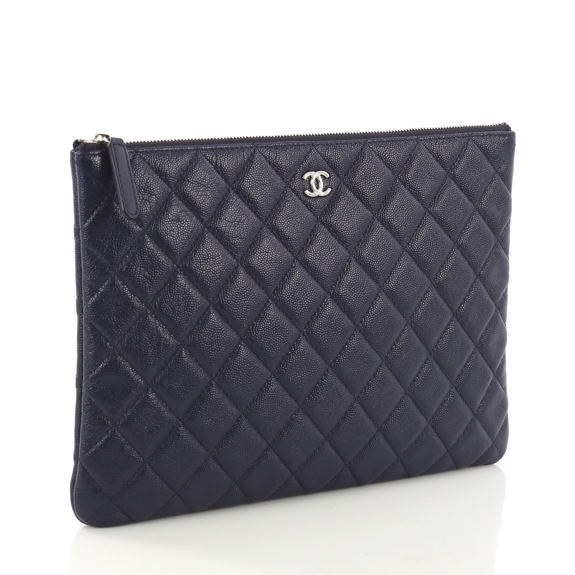 O Case Clutch Quilted Caviar Medium