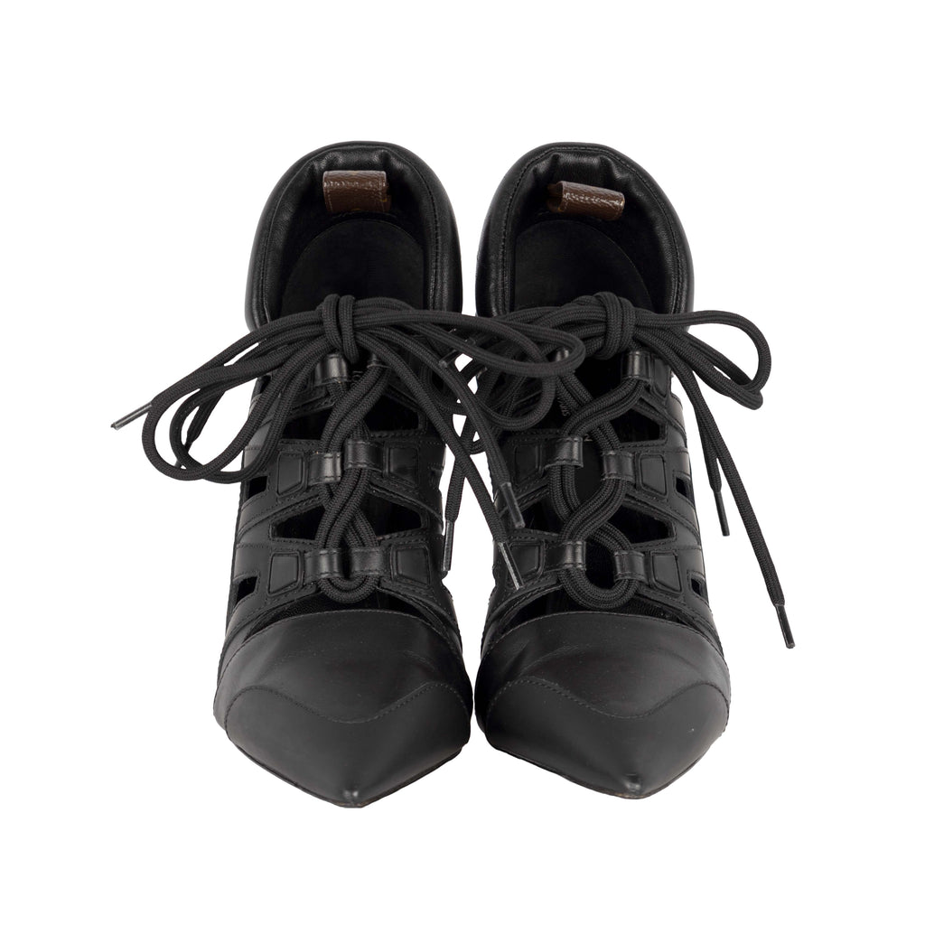 Women's Louis Vuitton Streamline Lace-up Pumps - '10s