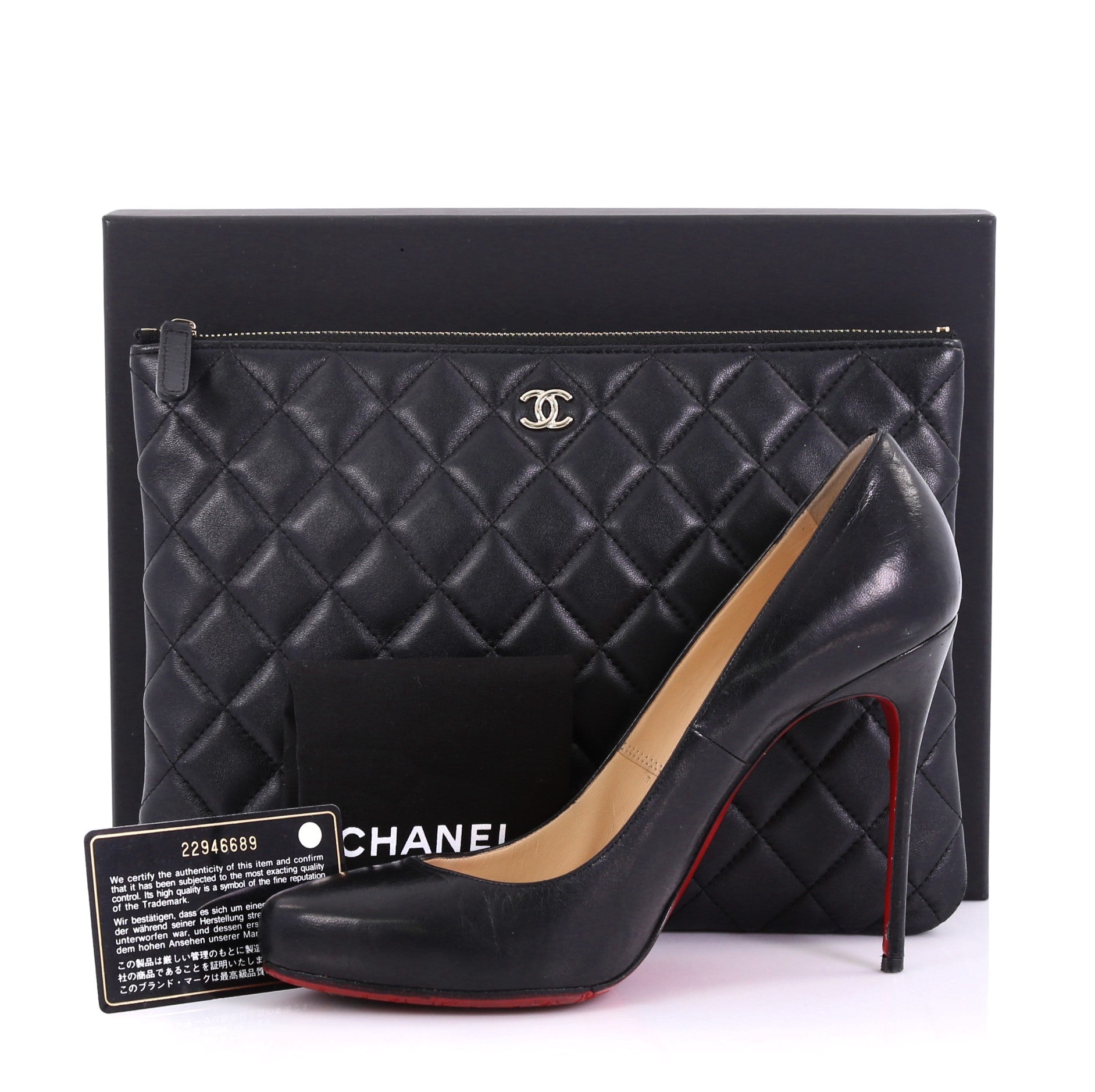 O Case Clutch Quilted Lambskin Medium