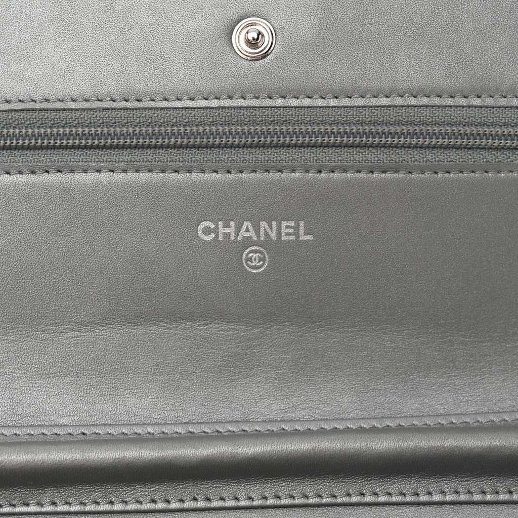 Metallic Aged Calfskin Quilted Reissue Wallet On Chain WOC Silver