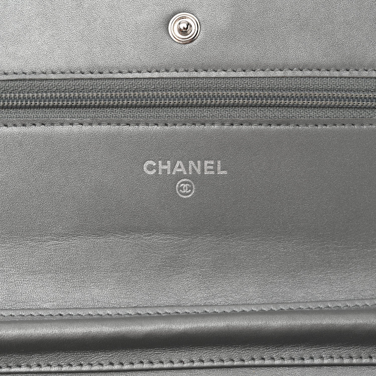 Metallic Aged Calfskin Quilted Reissue Wallet On Chain WOC Silver
