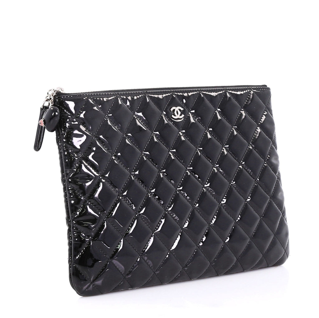 O Case Clutch Quilted Patent Medium