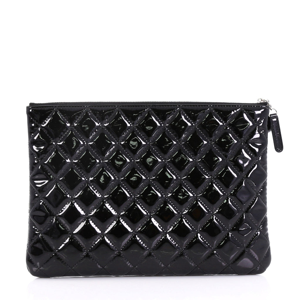O Case Clutch Quilted Patent Medium