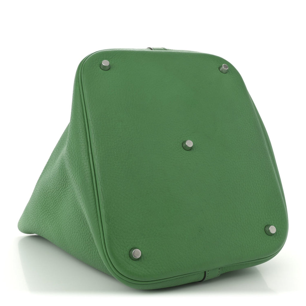 Taurillon Clemence Picotin Lock 26 GM Bamboo