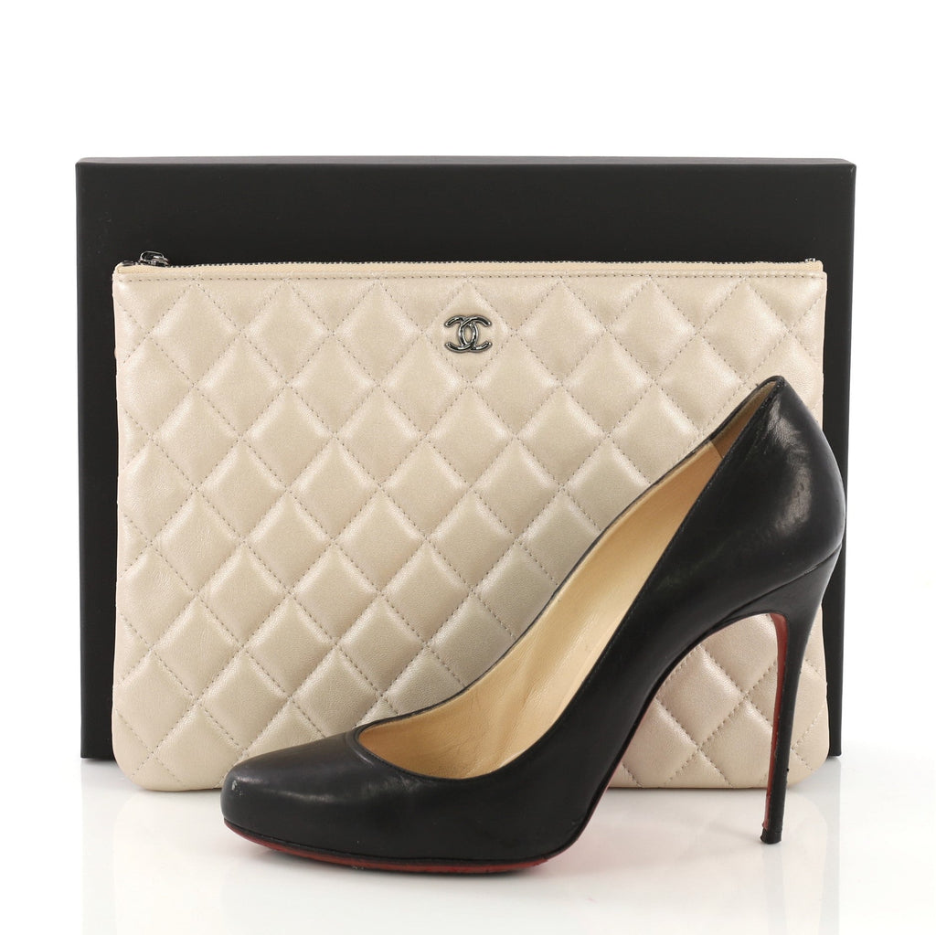 O Case Clutch Quilted Lambskin Medium