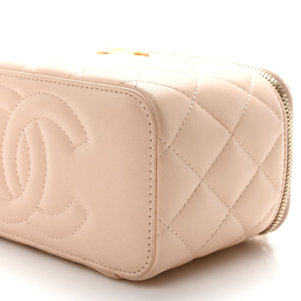 Lambskin Quilted Sweet Camellia Small Vanity Case With Chain Pink