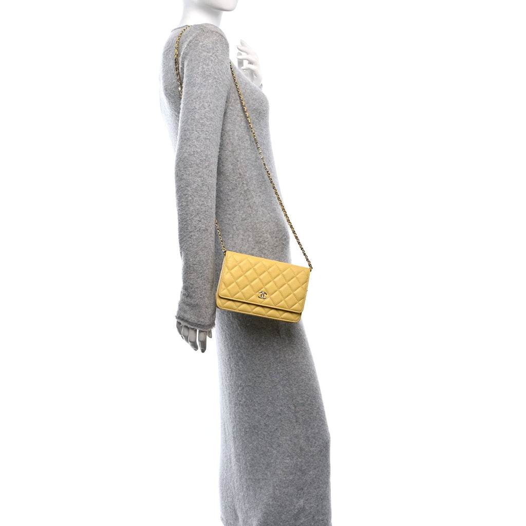 Caviar Quilted Tiny CC Wallet On Chain WOC Yellow