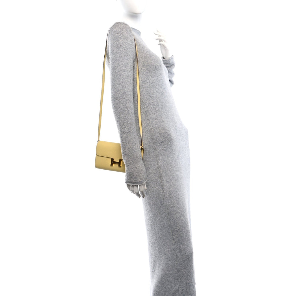 Epsom Constance Long Wallet To Go Wallet Jaune Poussin