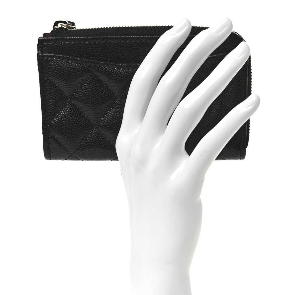 Caviar Quilted CC Zip Around  Holder Black
