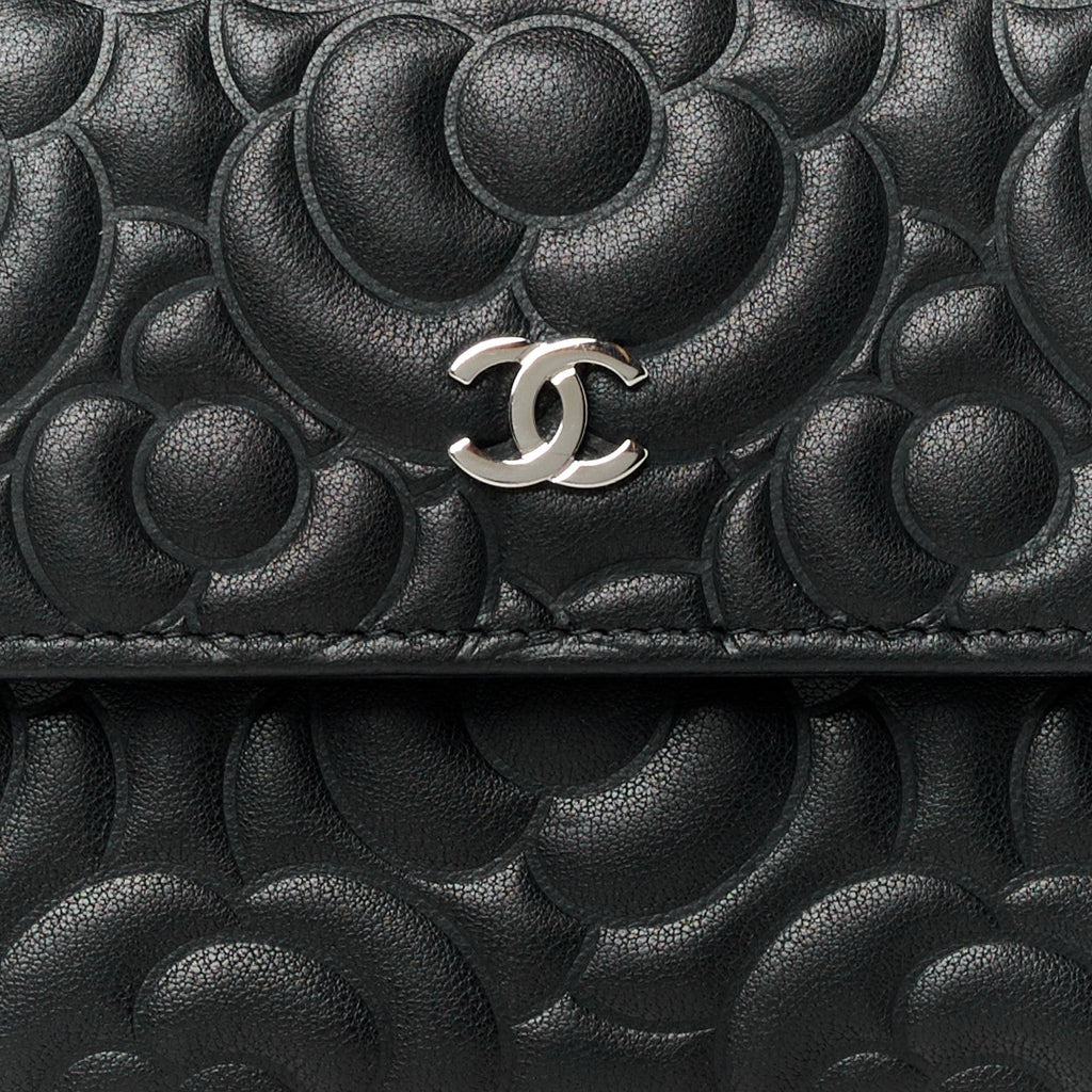 Lambskin Embossed Camellia Large Gusset Flap Wallet Black