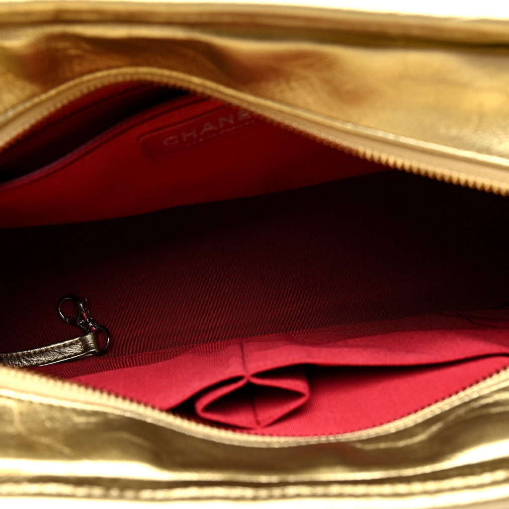 Metallic Aged Calfskin Quilted Medium Gabrielle Gold