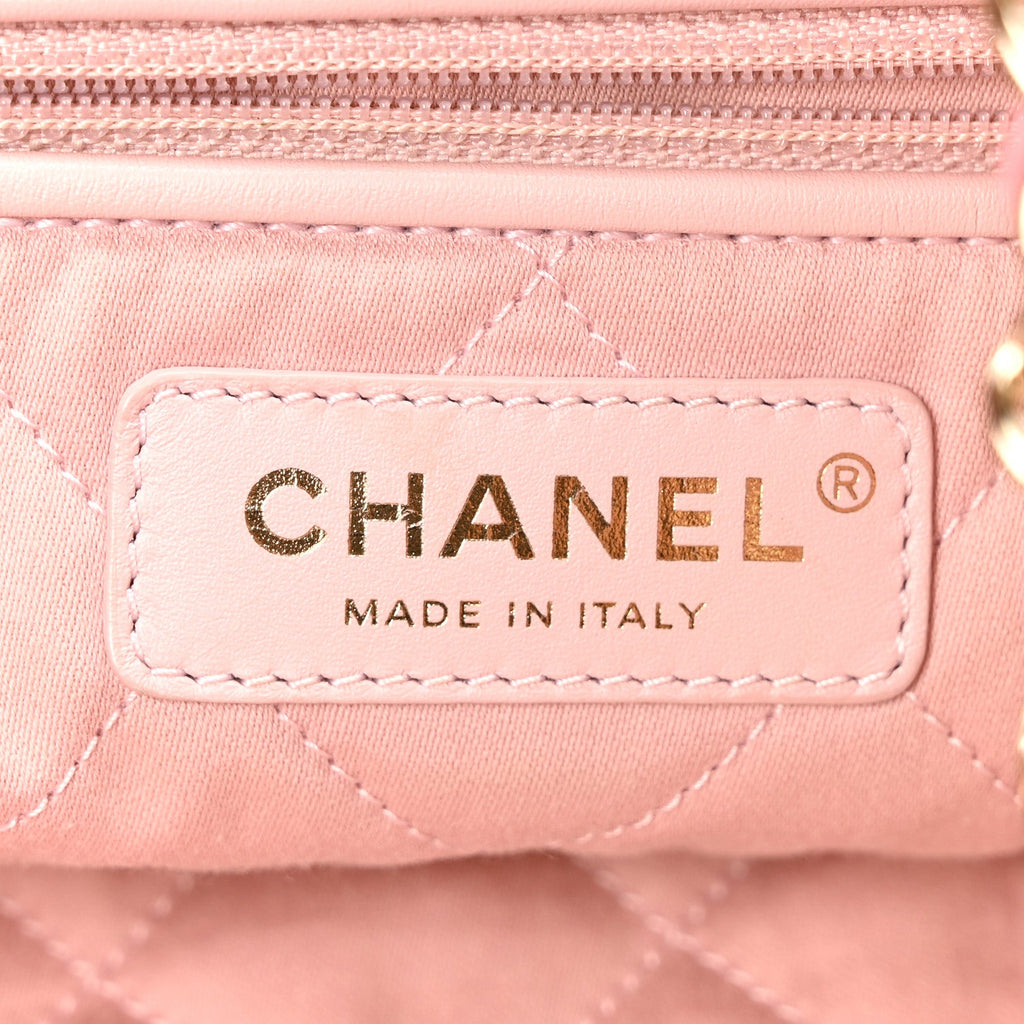 Metallic Shaded Calfskin Quilted Chanel 22 Pink
