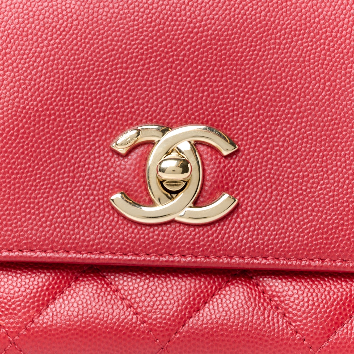 Caviar Quilted Small Business Affinity Flap Red