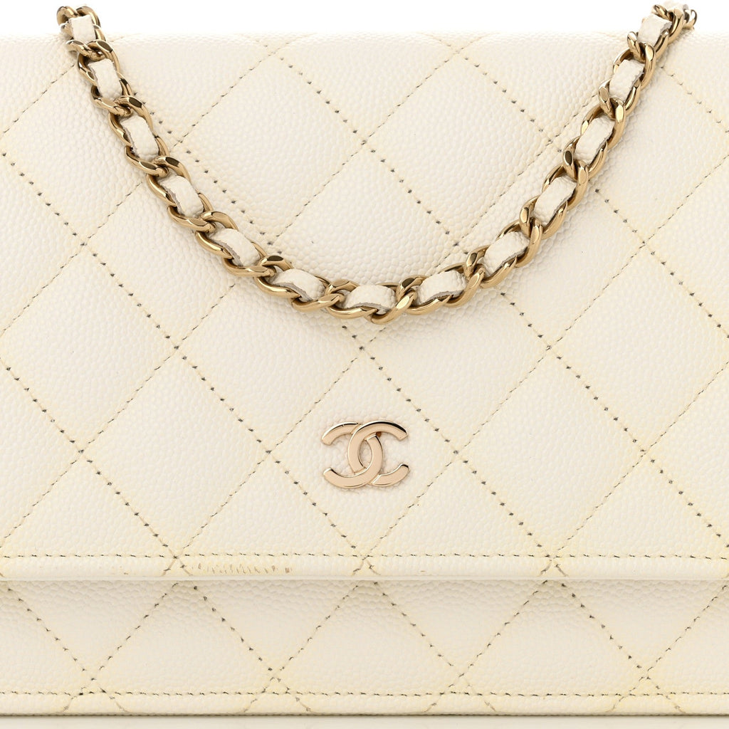 Caviar Quilted Wallet On Chain WOC White