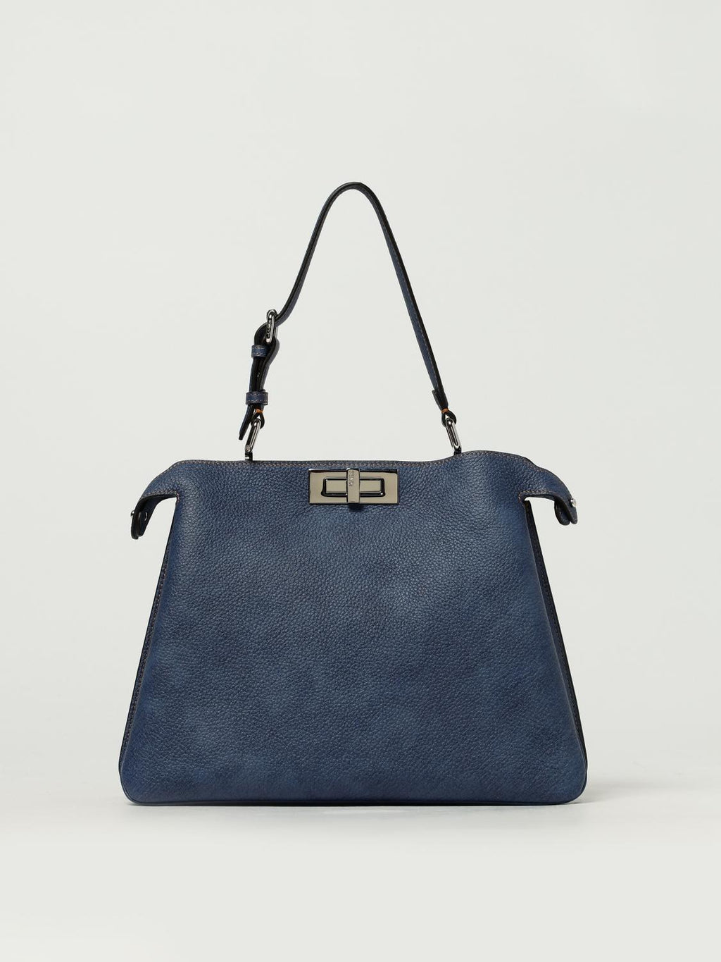 woman's shoulder bag
