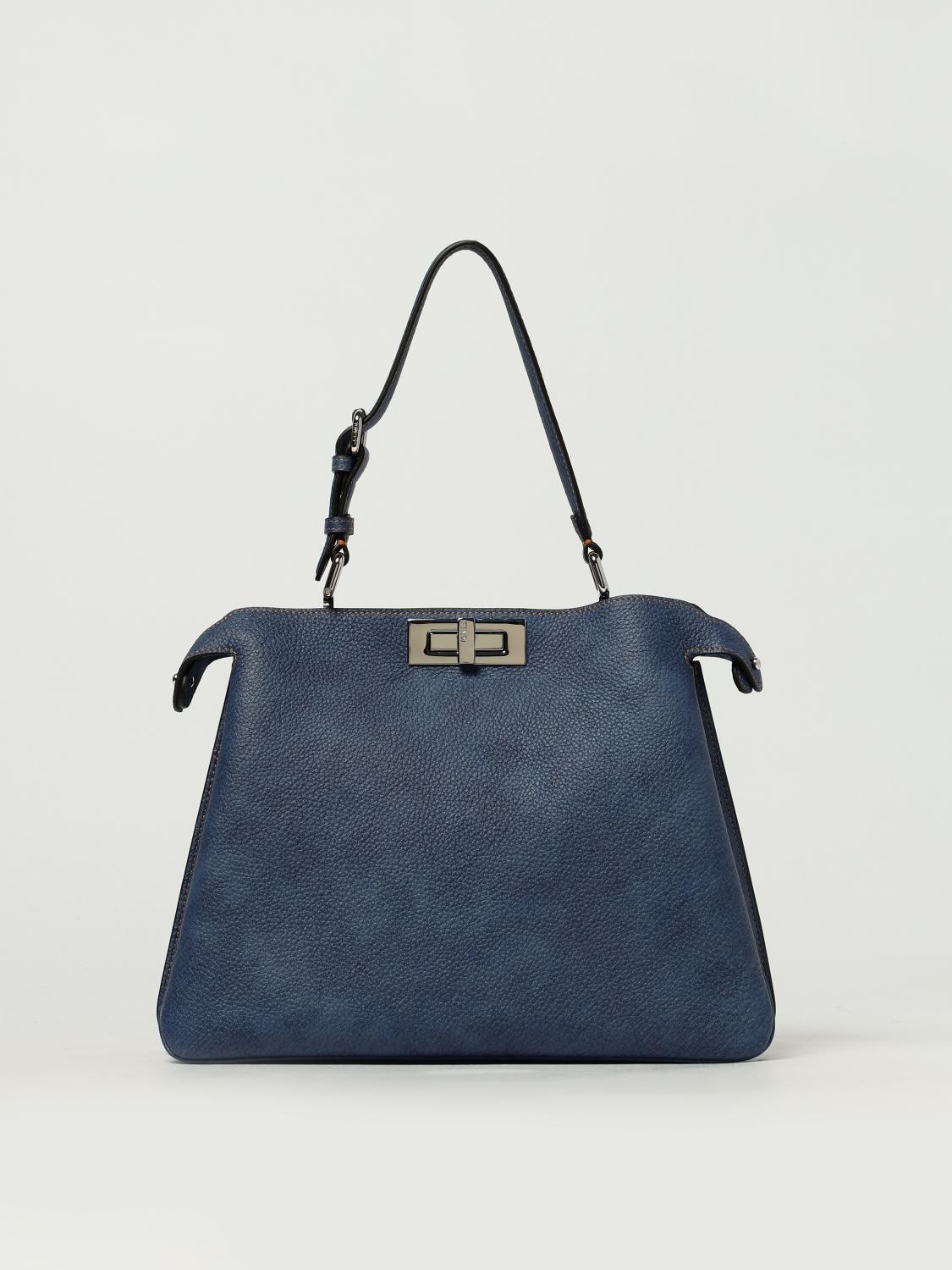 woman's shoulder bag