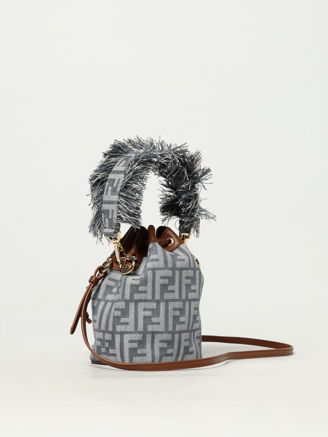 woman's crossbody bags