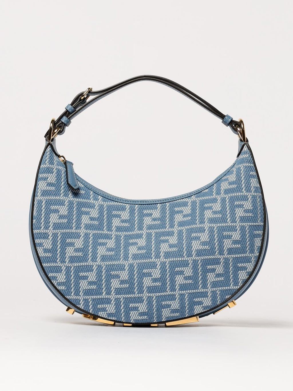 woman's shoulder bag