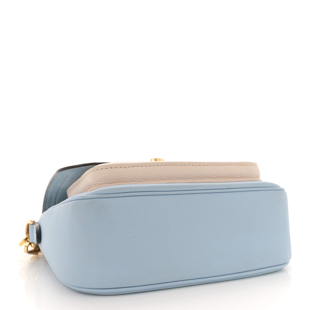 Grained Calfskin Lockme Tender Bleu Nuage