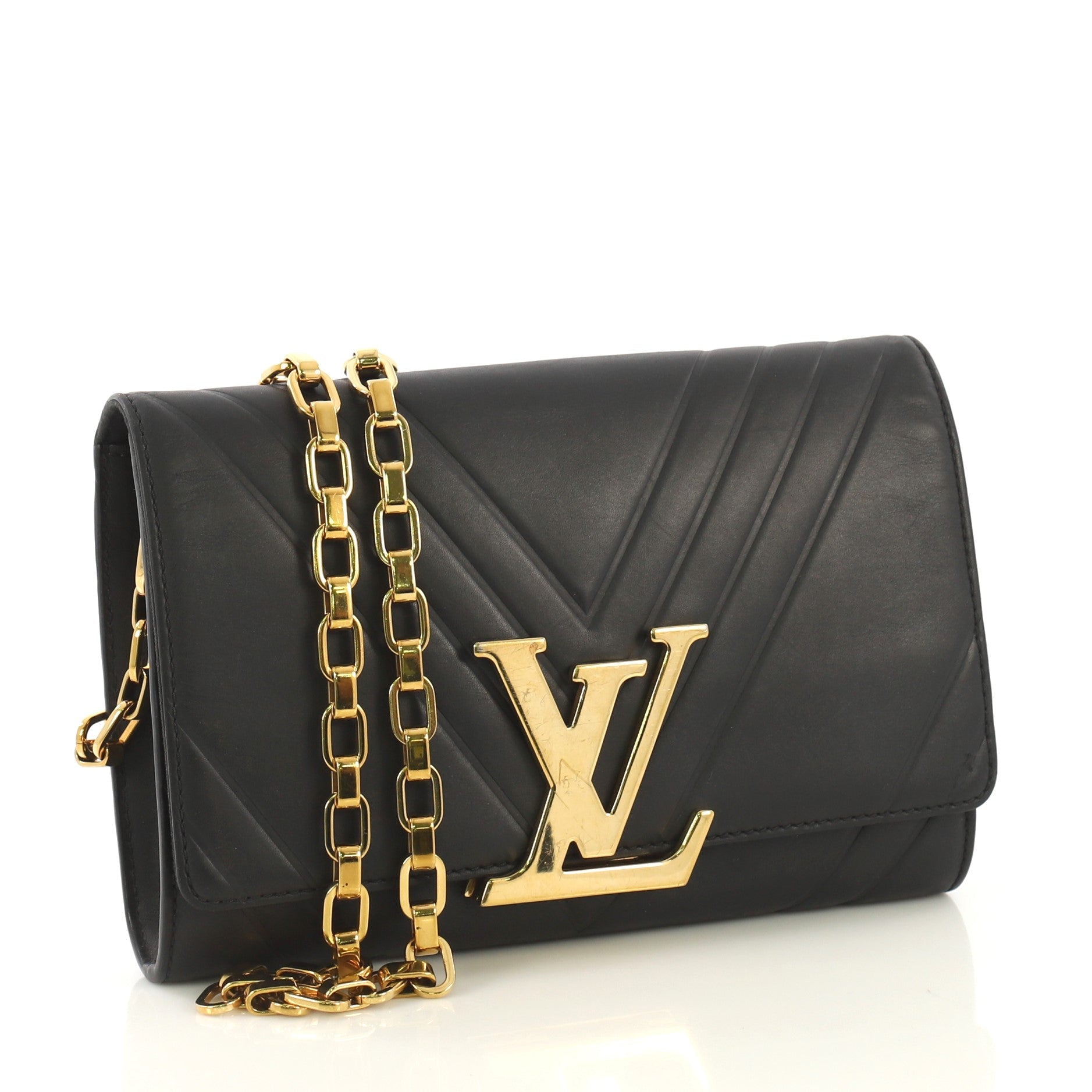 Chain Louise Clutch Airy V Leather GM