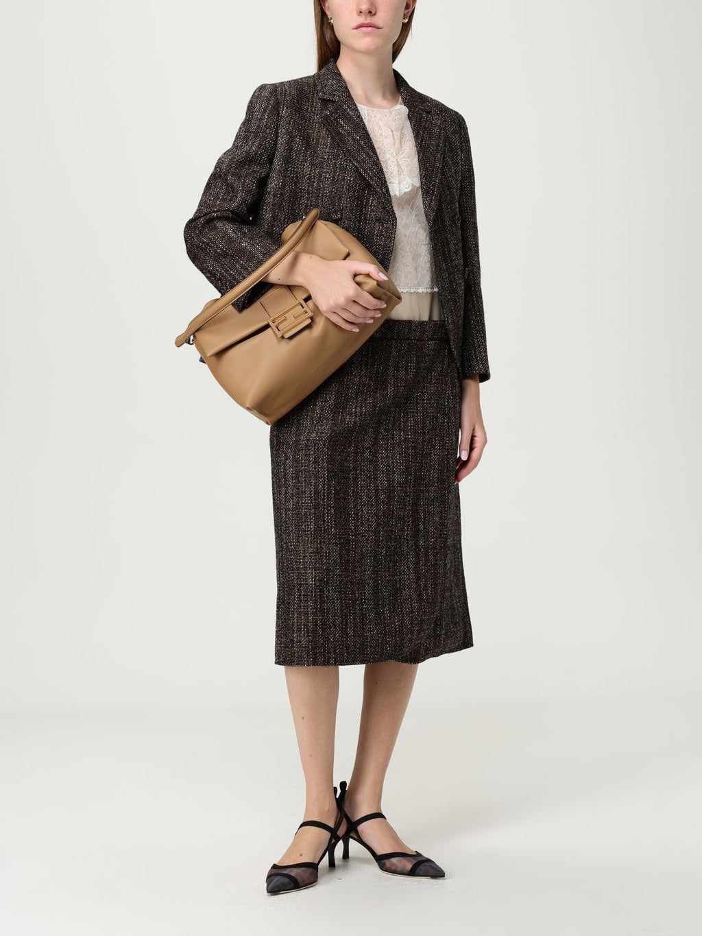 woman's shoulder bag