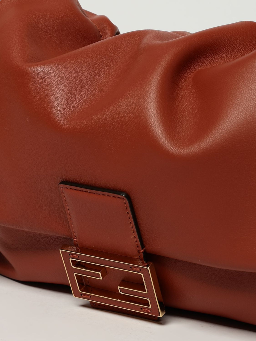 woman's shoulder bag