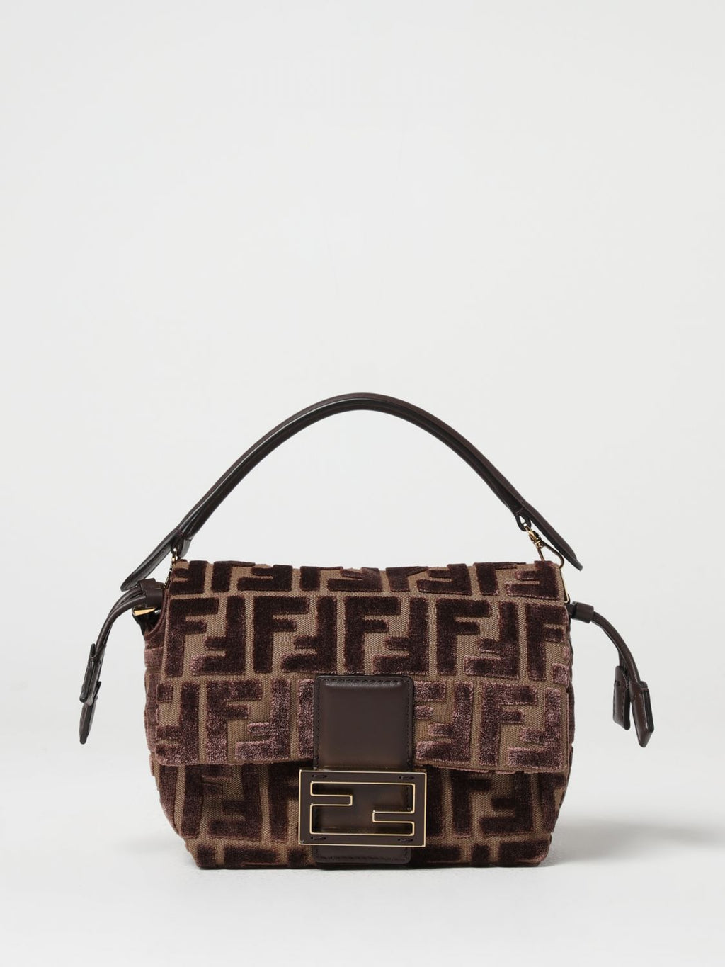 woman's shoulder bag