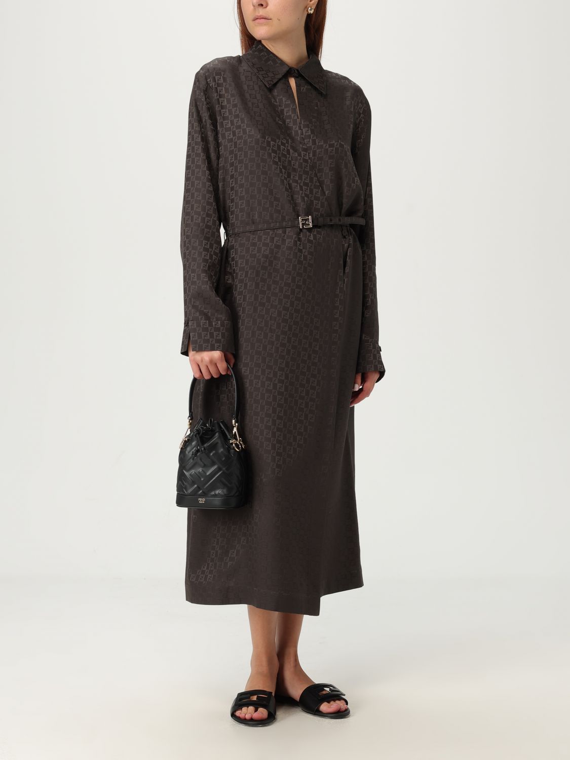 woman's crossbody bags