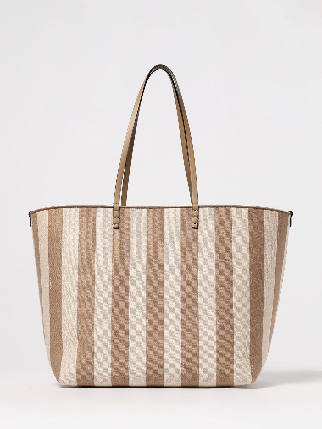 woman's shoulder bag