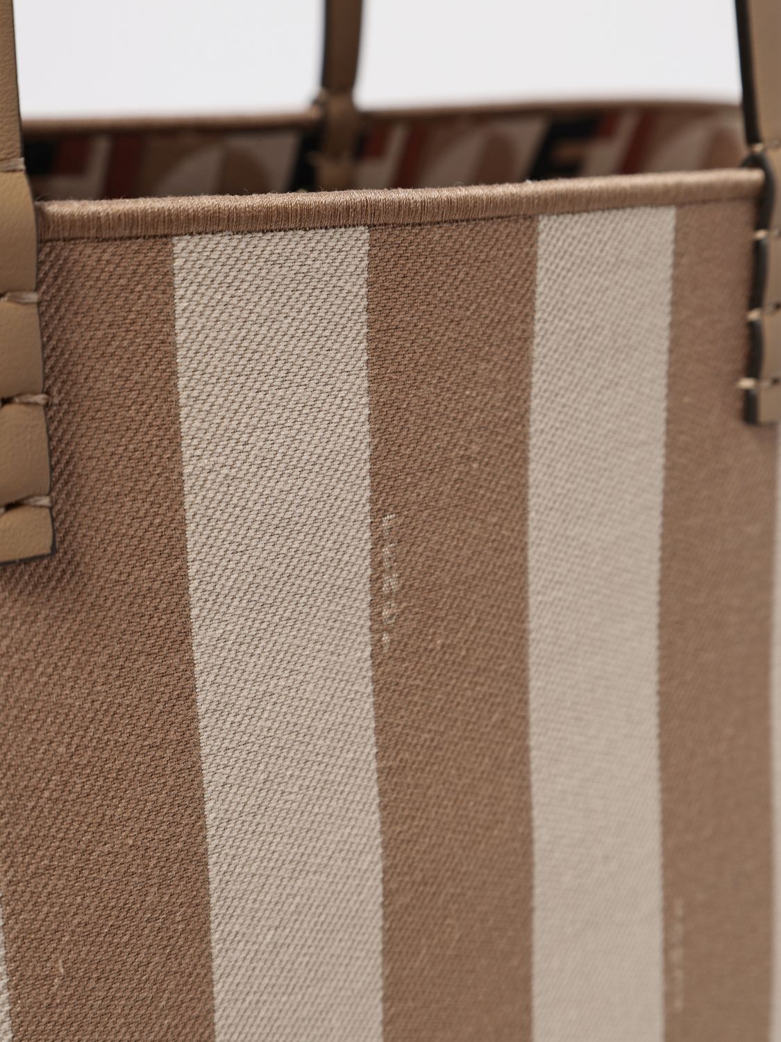woman's shoulder bag