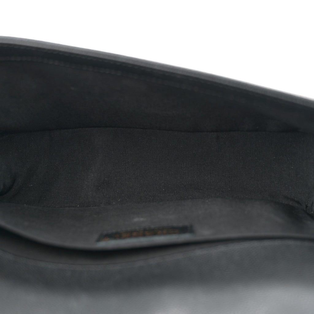 Caviar Quilted Medium Boy Flap Black