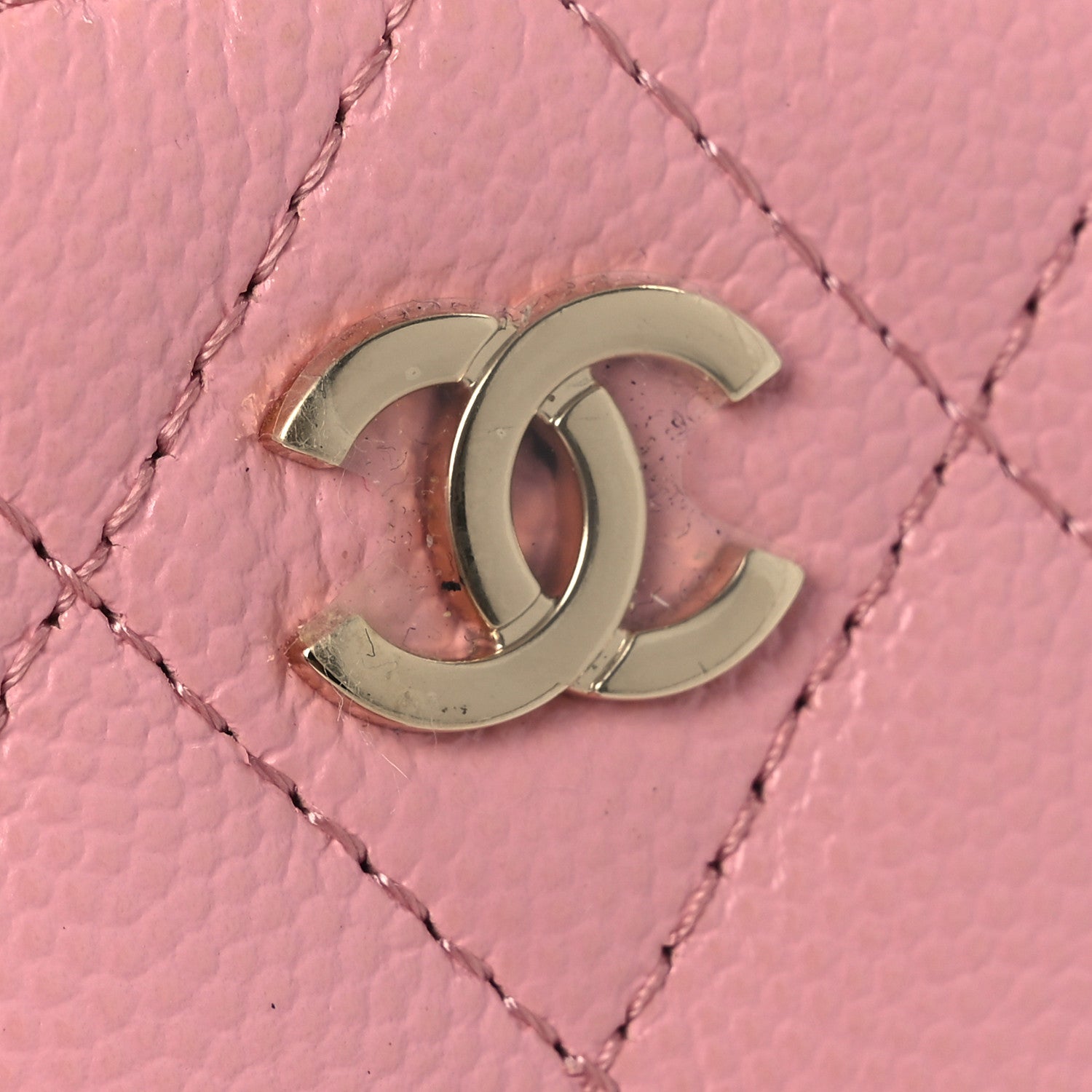 Caviar Quilted Small Vertical Coco Beauty Vanity Case With Chain Light Pink