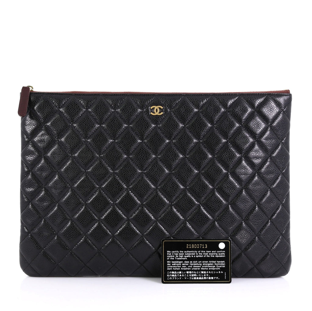 O Case Clutch Quilted Caviar Large