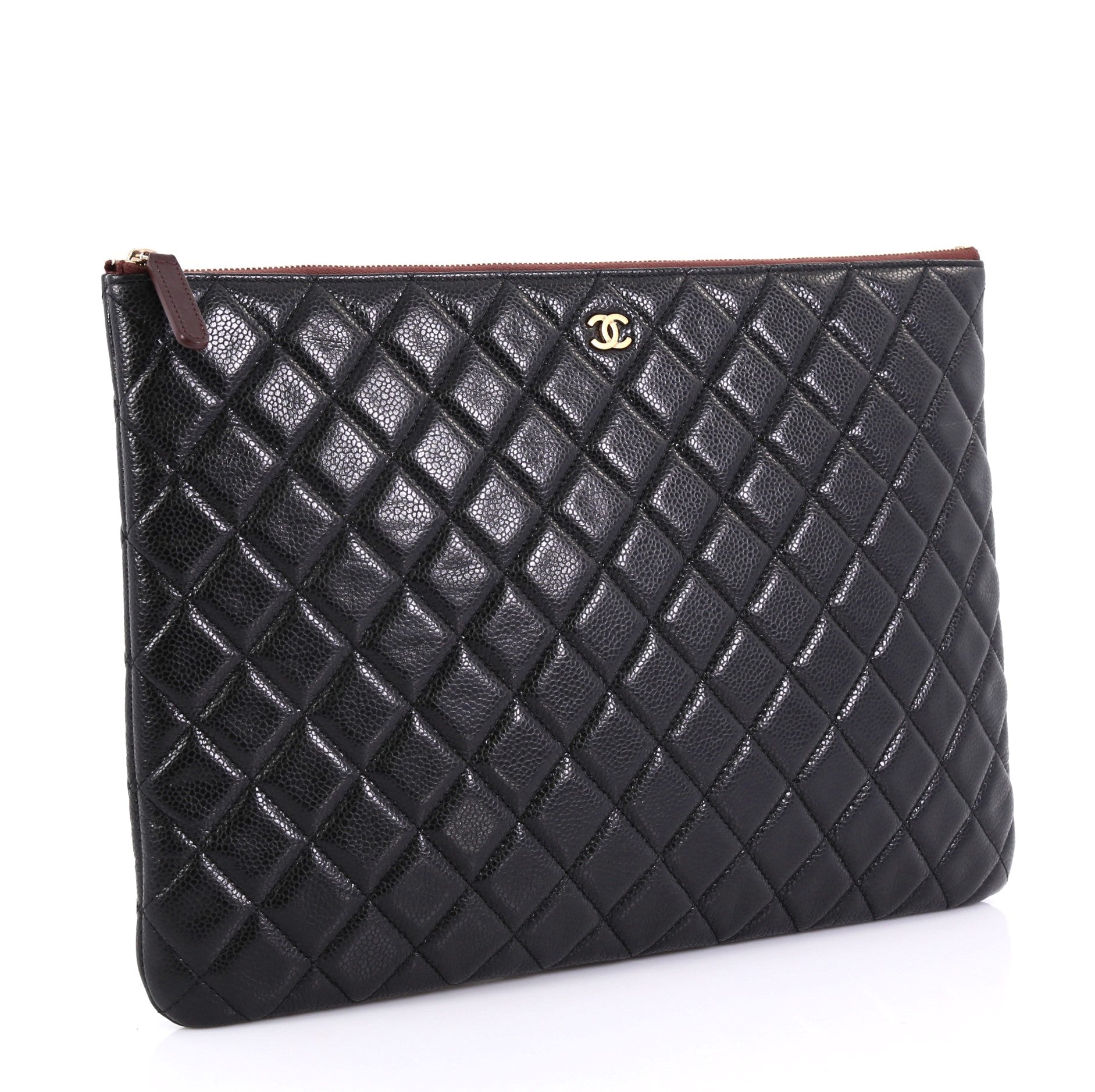 O Case Clutch Quilted Caviar Large