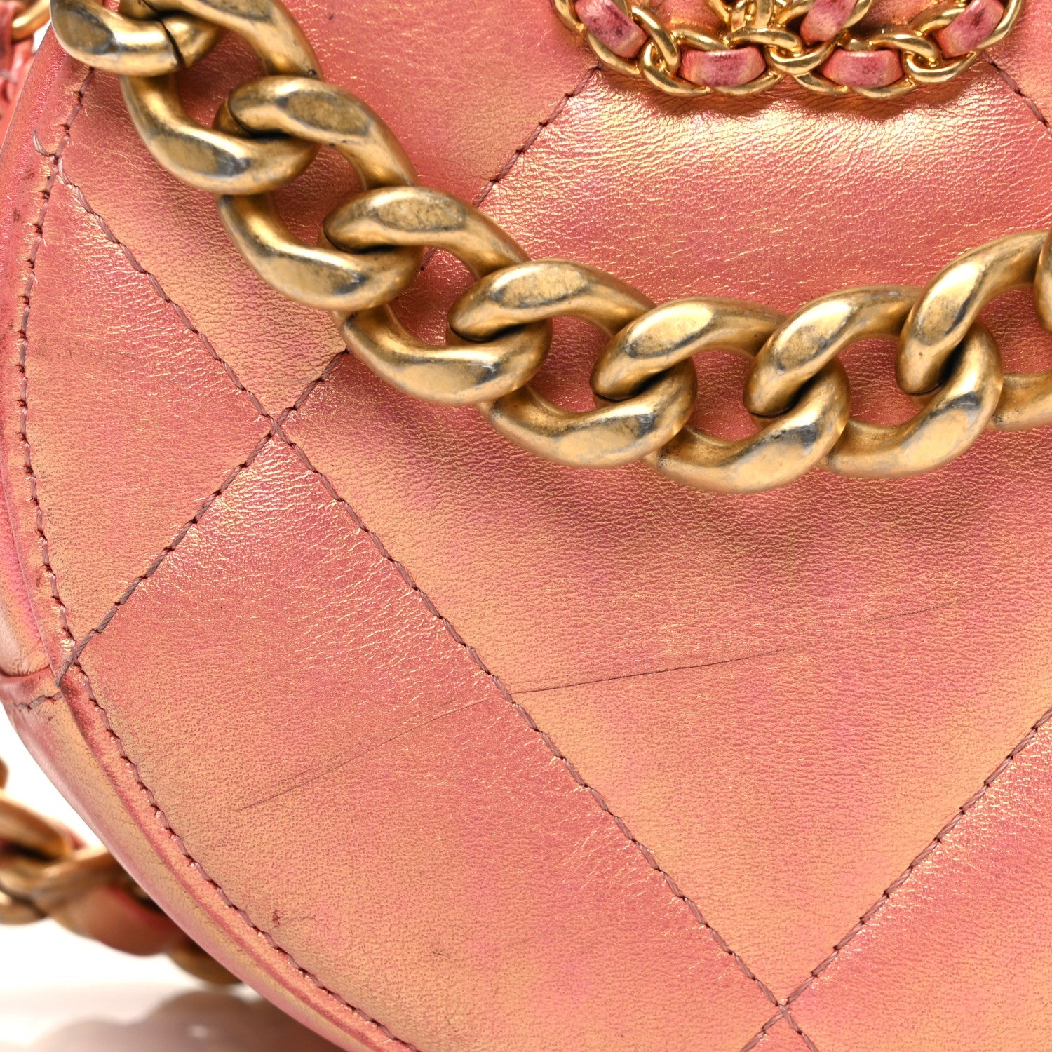 Iridescent Calfskin Quilted Chanel 19 Round Clutch With Chain Pink