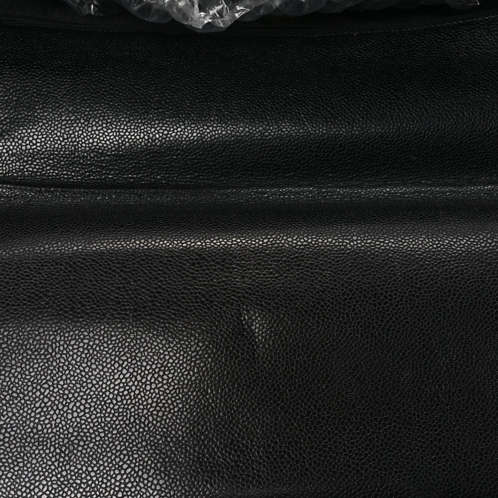 Caviar Flap XL Shoulder Bag Black