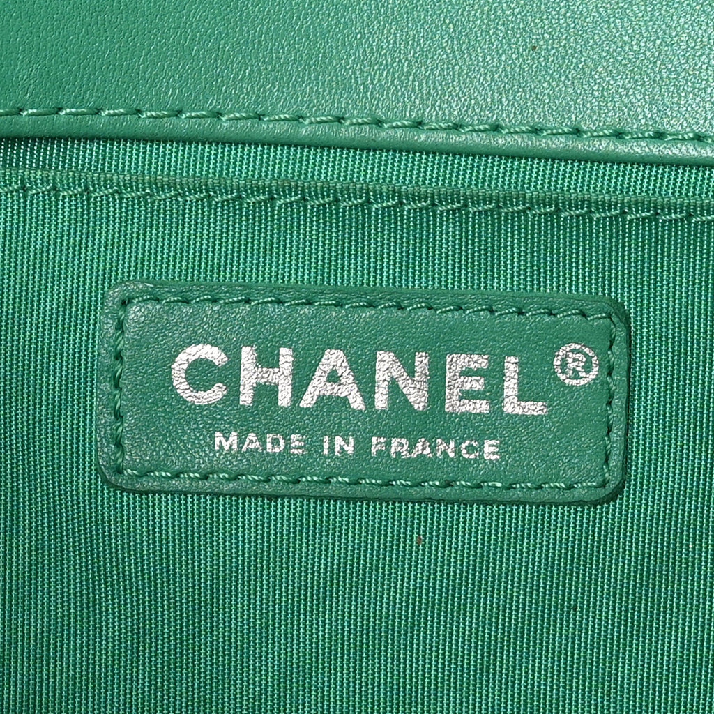 Lambskin Rubber Quilted Medium Two Tone Boy Flap Green Black