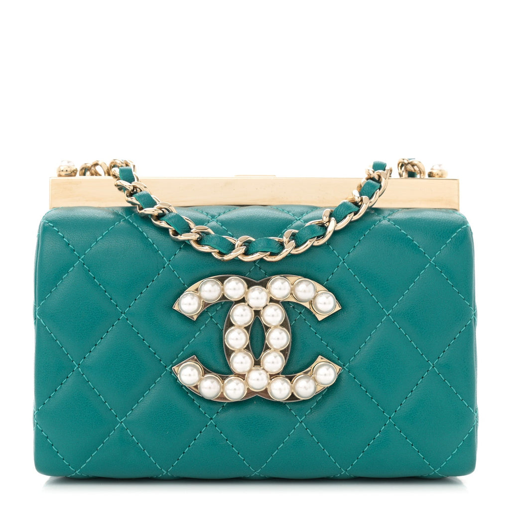 Lambskin Quilted Pearl CC Vanity Case Turquoise