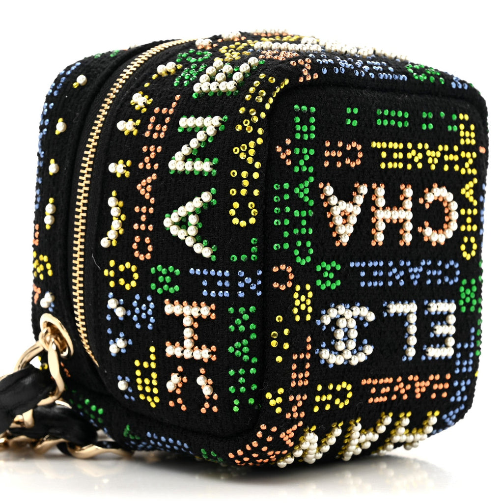 Tweed Pearl Studded Vanity Wrist Case With Chain Black Multicolor