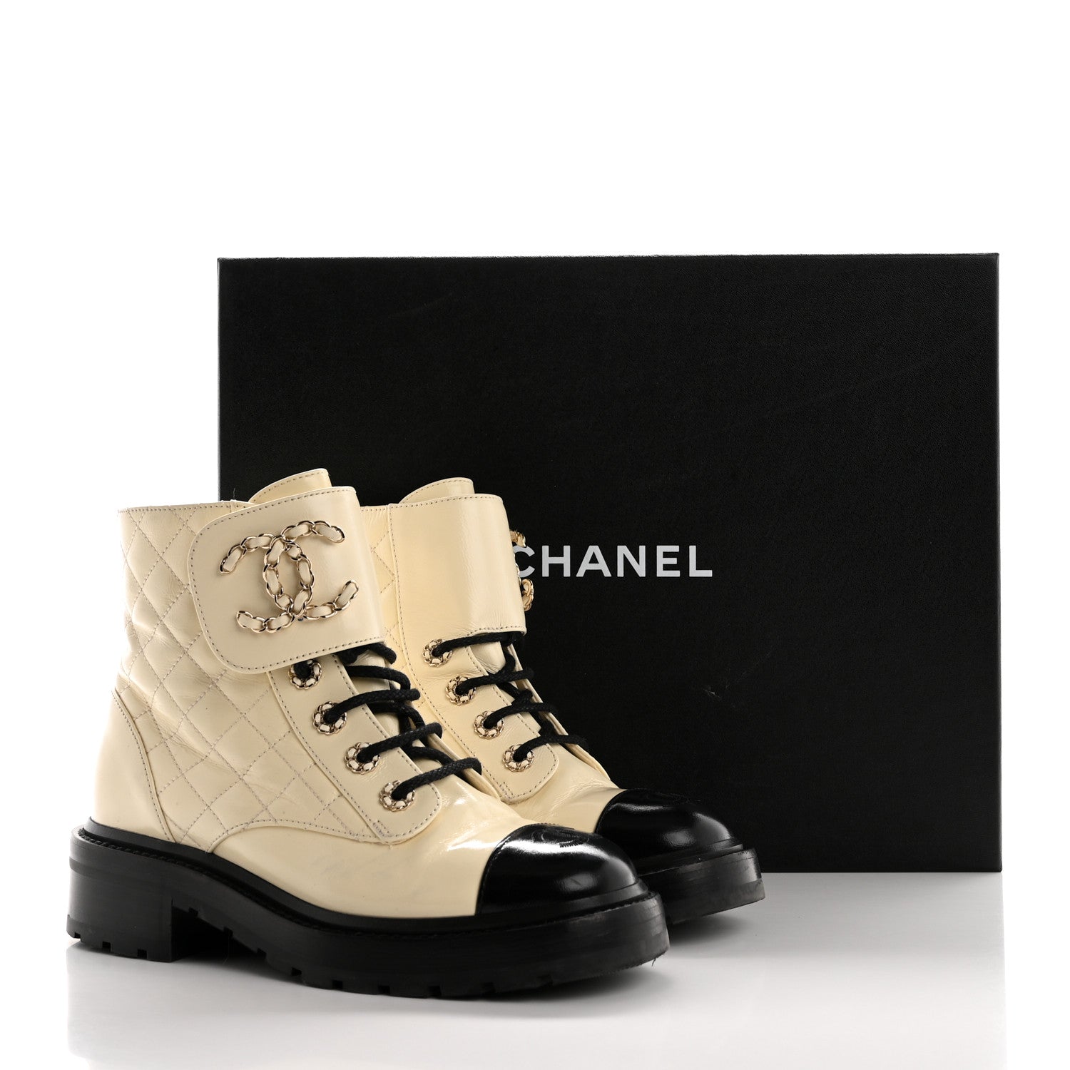 Shiny Lambskin Quilted Lace Up Combat Boots 36.5 White Black