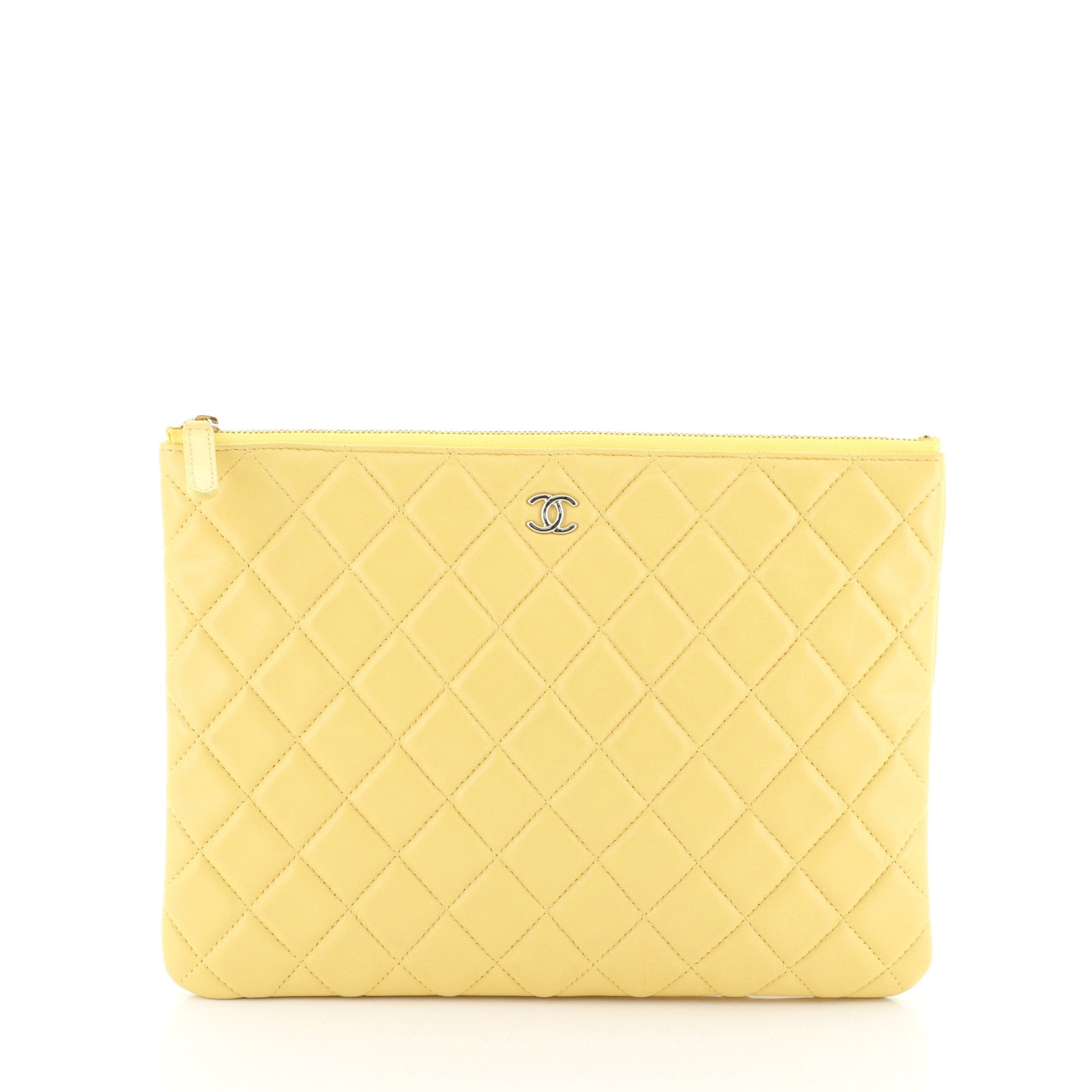 O Case Clutch Quilted Lambskin Medium
